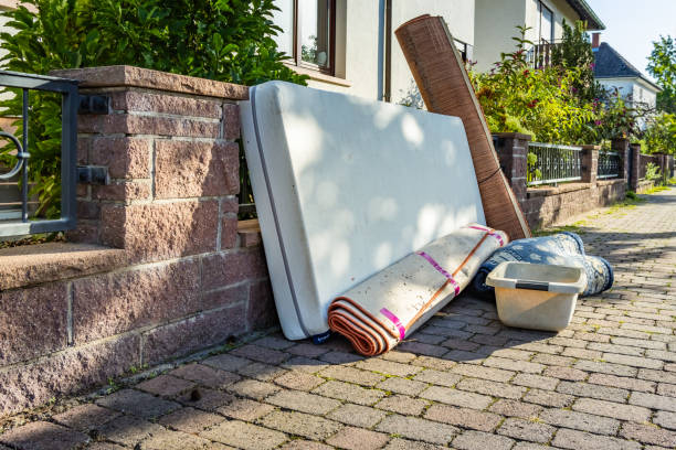 Best Yard Waste Removal  in Evanston, WY